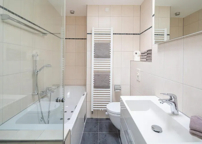 Emspirat 18 דירה